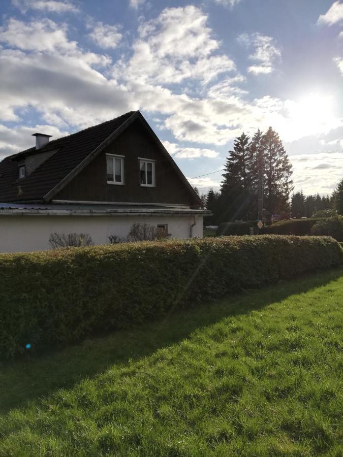 Ferienwohnung Isis In Neufang Sonneberg Bagian luar foto