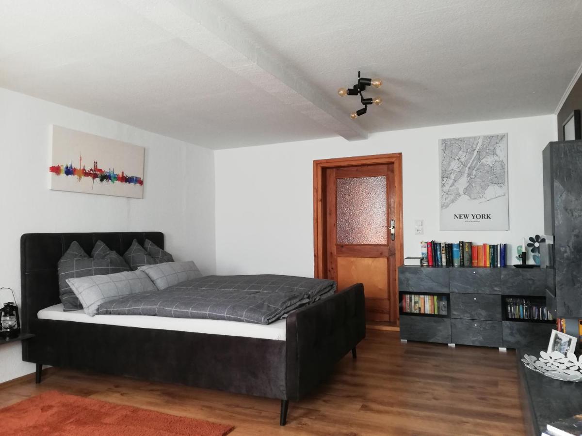 Ferienwohnung Isis In Neufang Sonneberg Bagian luar foto